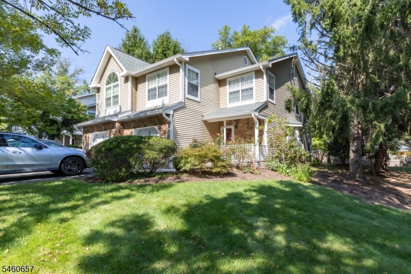 86 Gordon Ave