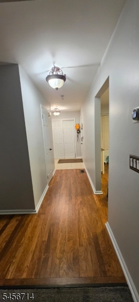 317 Jamestown Ct