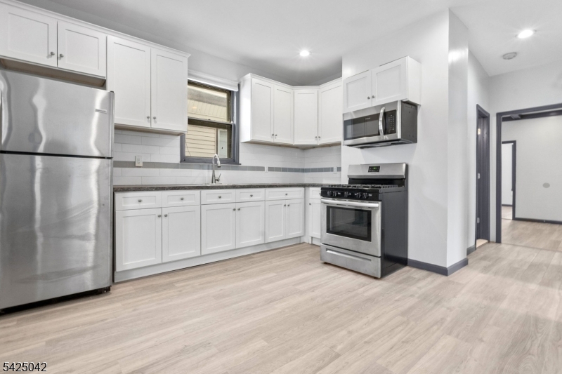 211 N 13Th St, Newark City, NJ 07107 Listing Photo  0