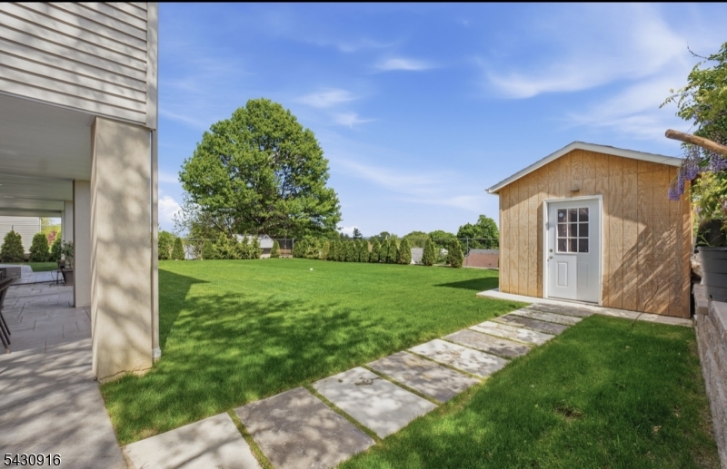Shed