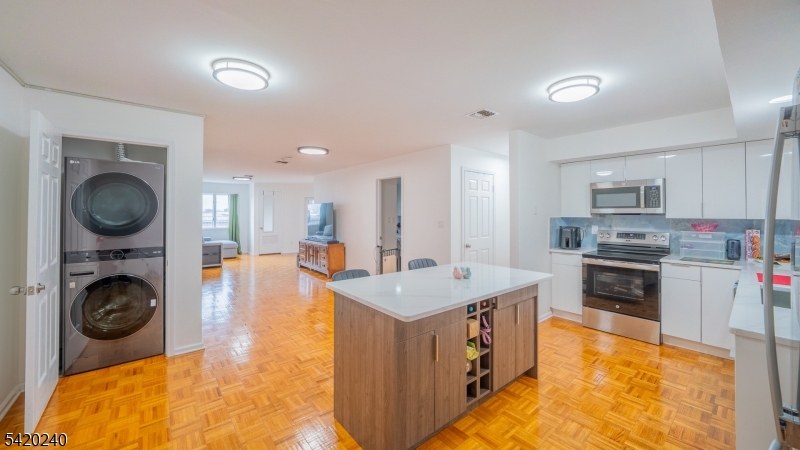 41-51 Wilson Ave, #4i, Newark City, NJ 07105 Listing Photo  0