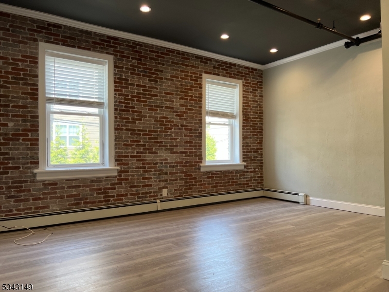 MAIN ROOM VIEW 1