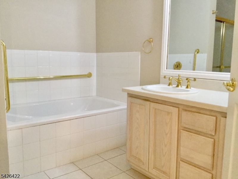 Primary bath with tub