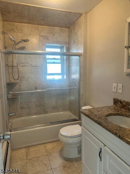 Updated Full Bathroom