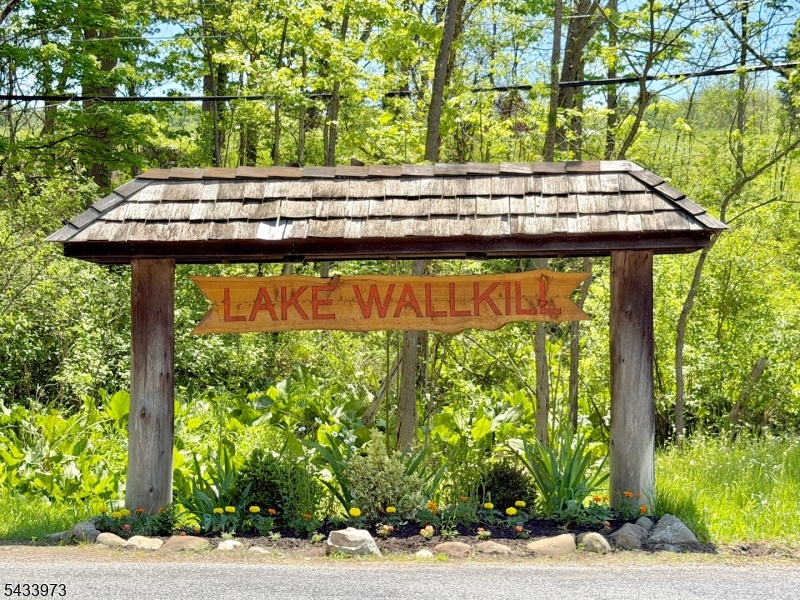 Lake Wallkill entrance