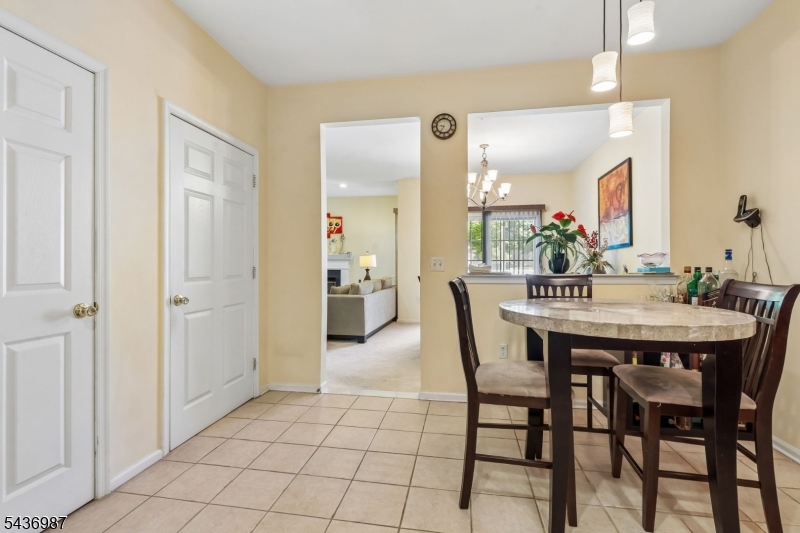Eat in kitchen