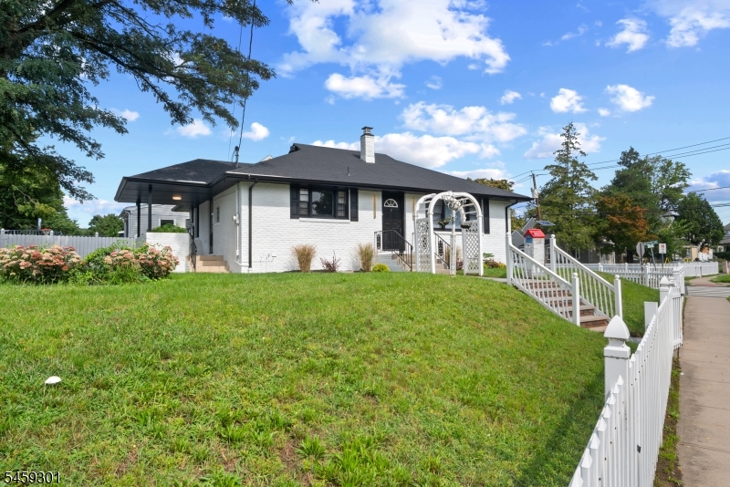 51 Totowa Ave