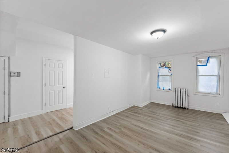 212 S 11th St
