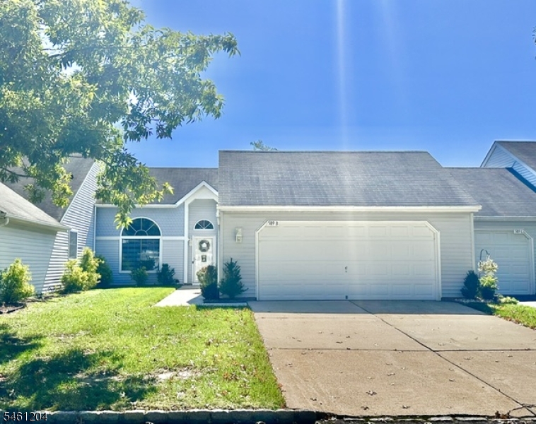 589 Madison Dr