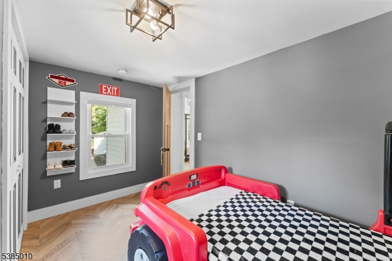 2nd Bedroom