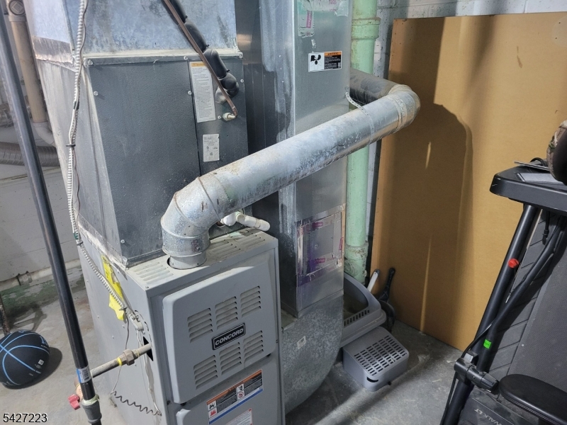 FORCED HOT AIR UNIT