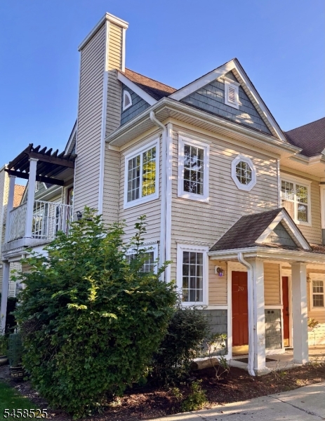 230 Old Farm Dr