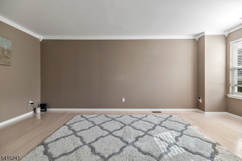 130 Butternut Dr