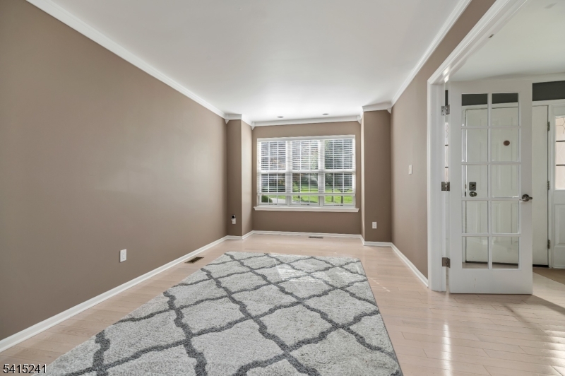 130 Butternut Dr