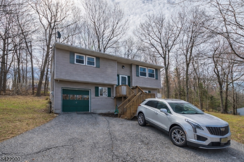 88 Wawayanda Rd, Vernon Twp., NJ 07422 Listing Photo  0