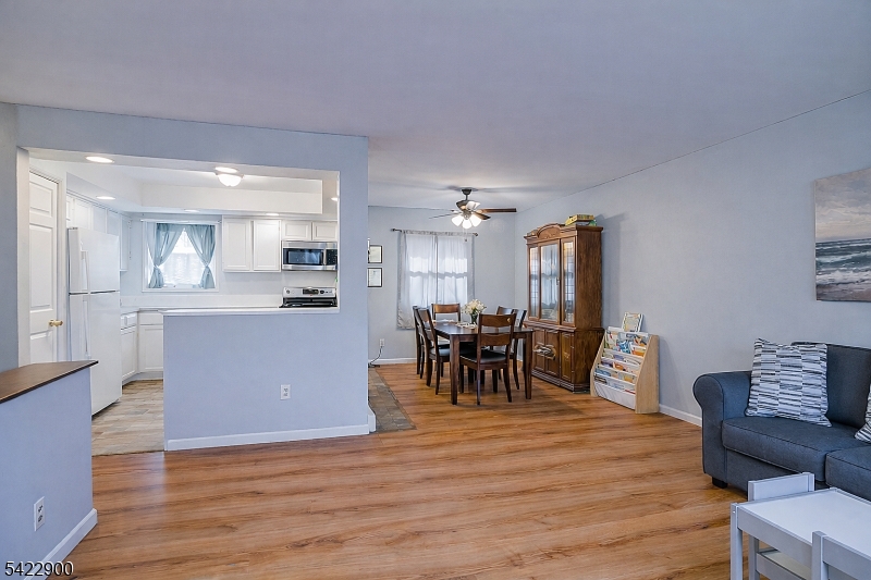 Great Space for Entertaining!