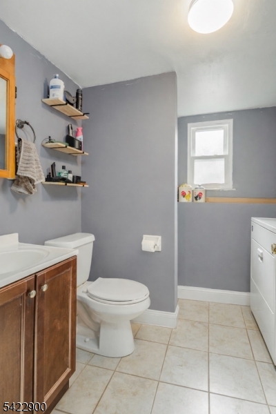 Lower Bathroom