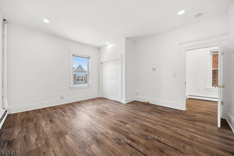 UNIT 2 BEDROOM