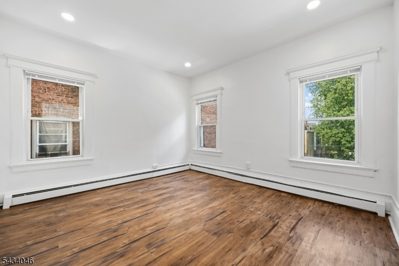 UNIT 2 BEDROOM