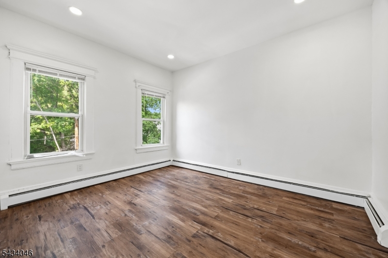 UNIT 2 BEDROOM