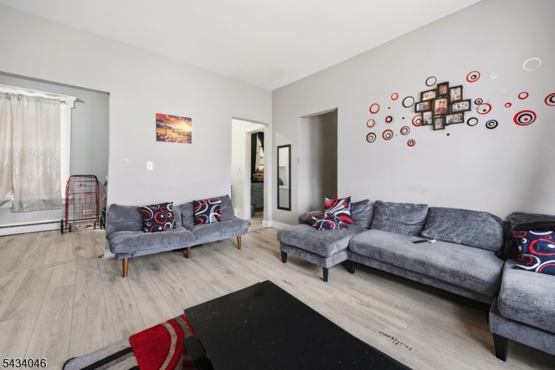 UNIT 3 LIVING ROOM