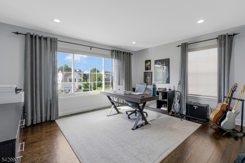 Office/Bedroom