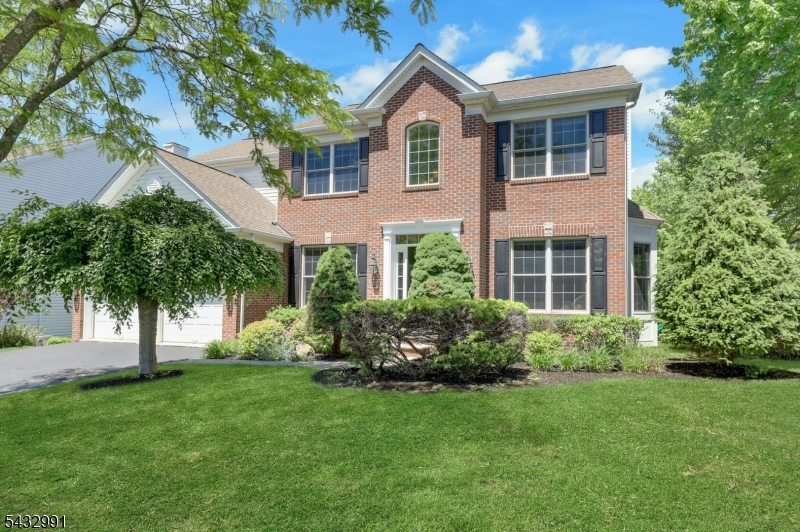 81 Lafayette Cir