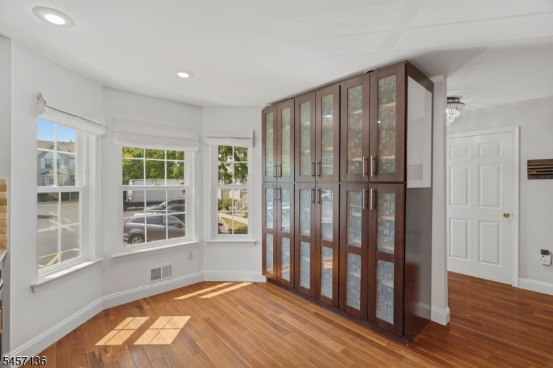 8 Ashley Ct