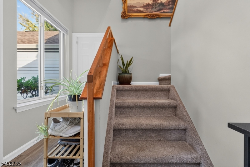 19 Windsor Ct