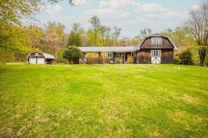 49 Frog Hollow Rd