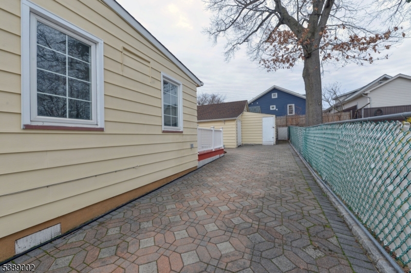 Side yard
