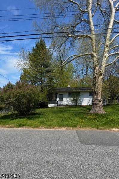 709 Lynda, Lopatcong Twp., NJ 08865 Listing Photo  0