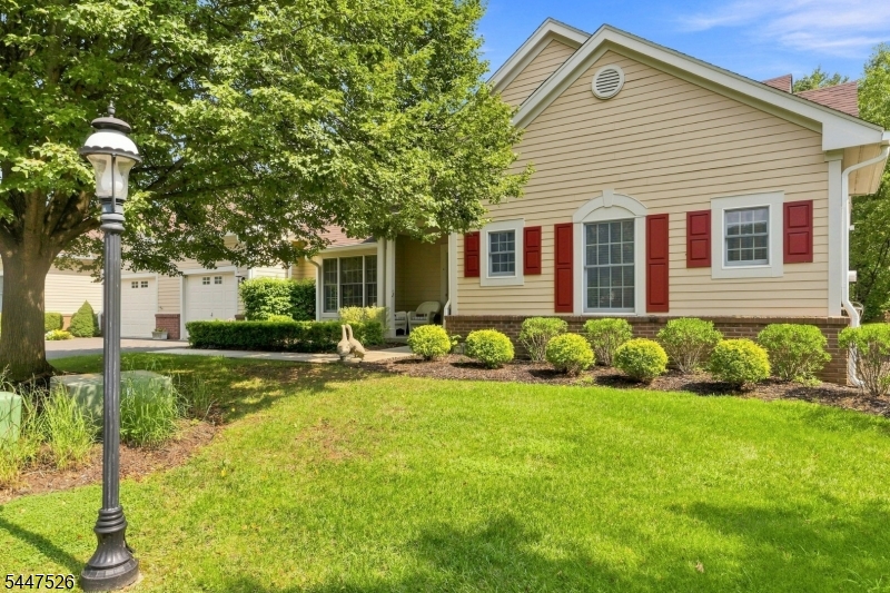 47 Hedge Row Rd