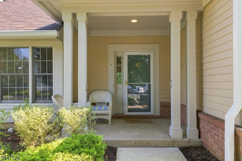 47 Hedge Row Rd