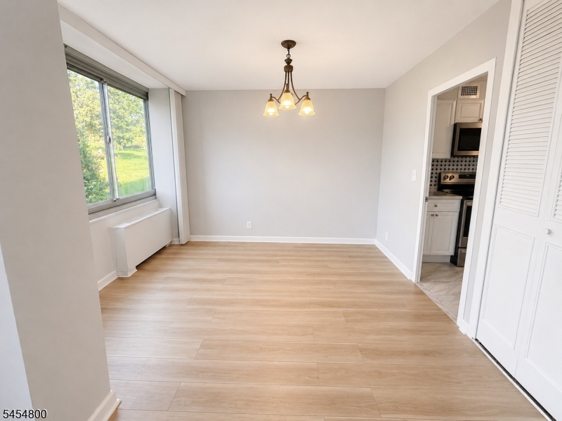 1 Claridge Dr 114