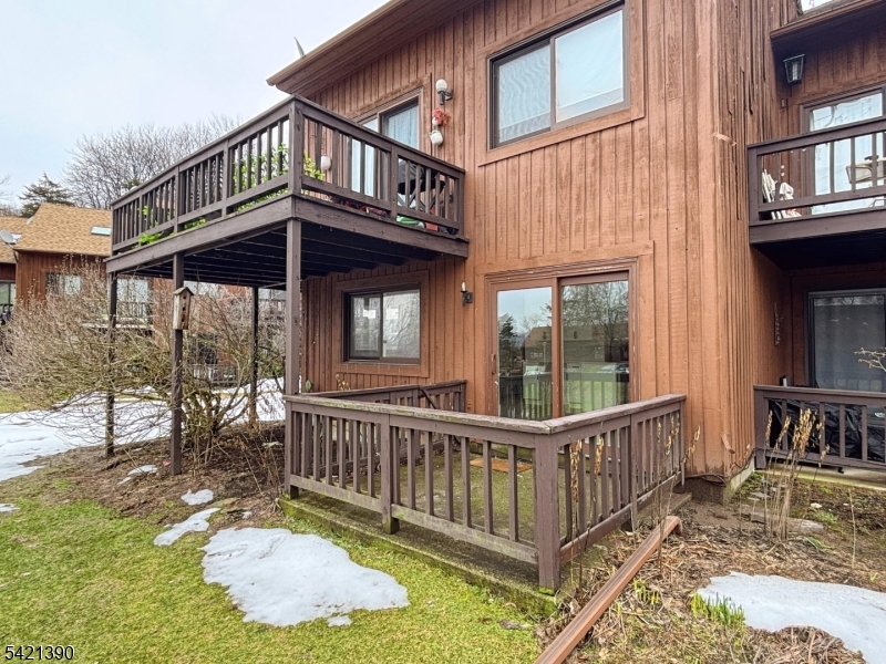 Private Deck