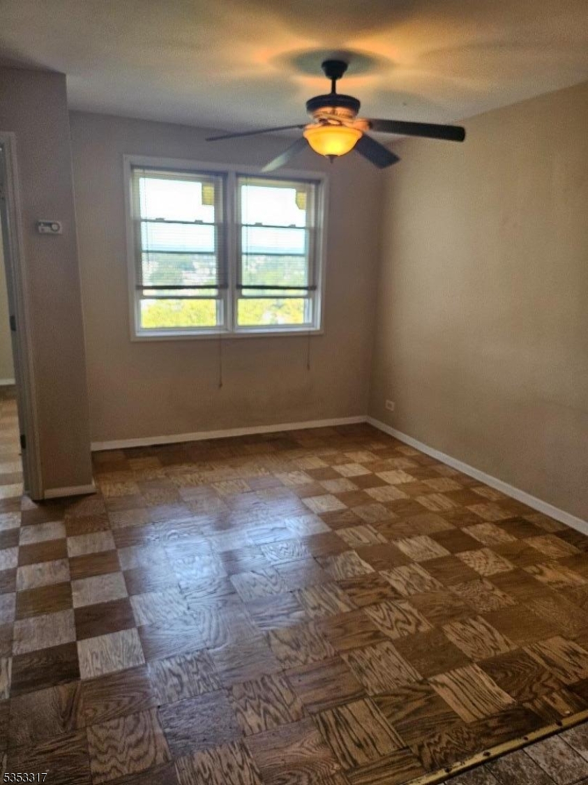 39 E 39th St 8G