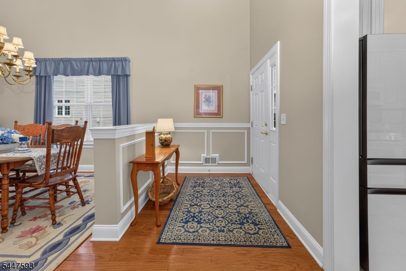 87 Saratoga Ct