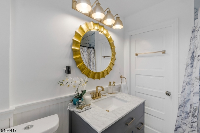 Main Bath