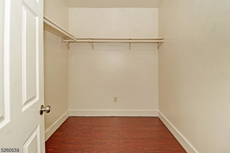 Walk in Closet