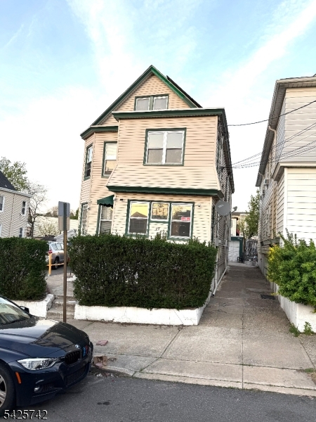 17 Quinn St, Paterson City, NJ 07501 Listing Photo  0