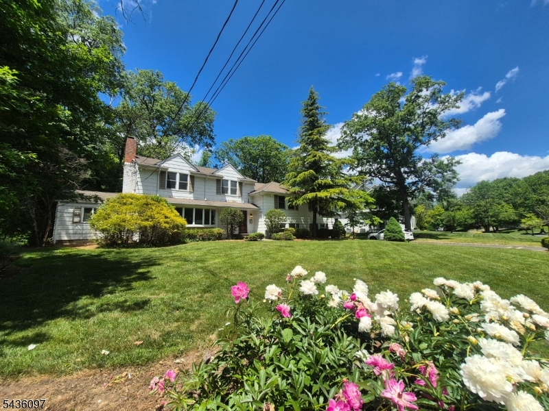 front of house from street