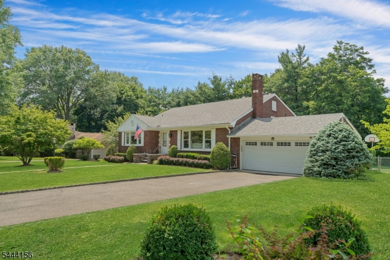 117 Yantacaw Brook Rd