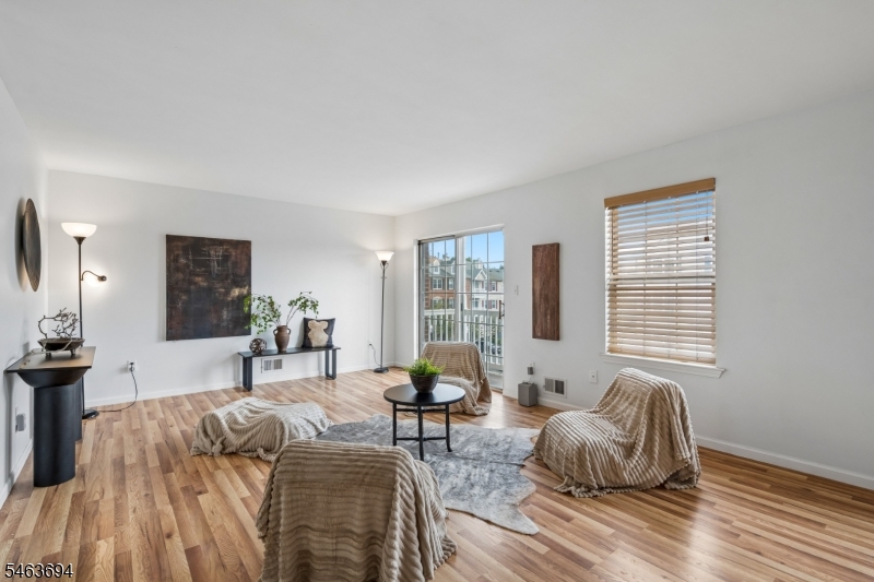 26 Seton Hall Dr