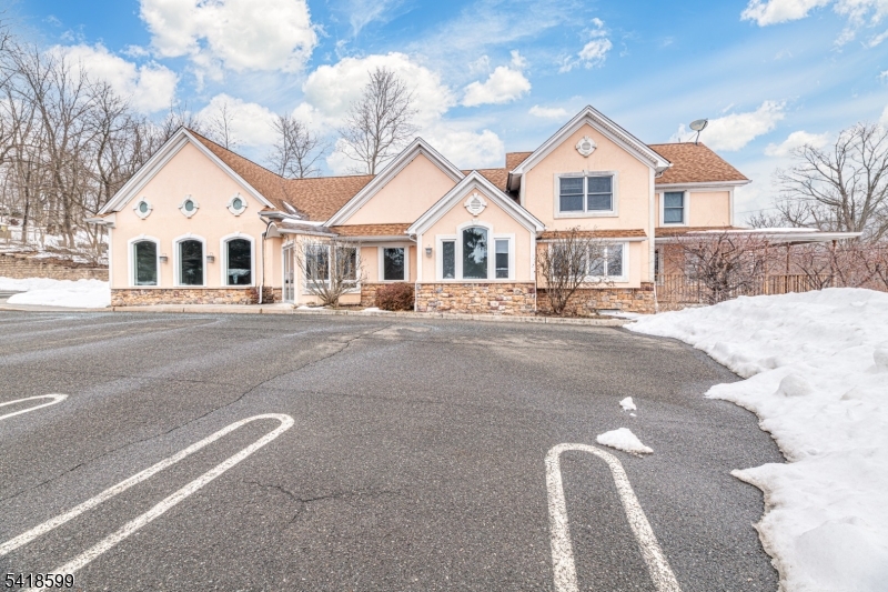 137 S Rutherford Ave, Franklin Boro, NJ 07416 Listing Photo  0