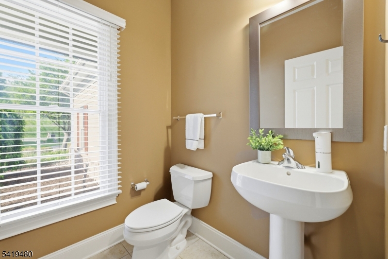 Powder Room 1