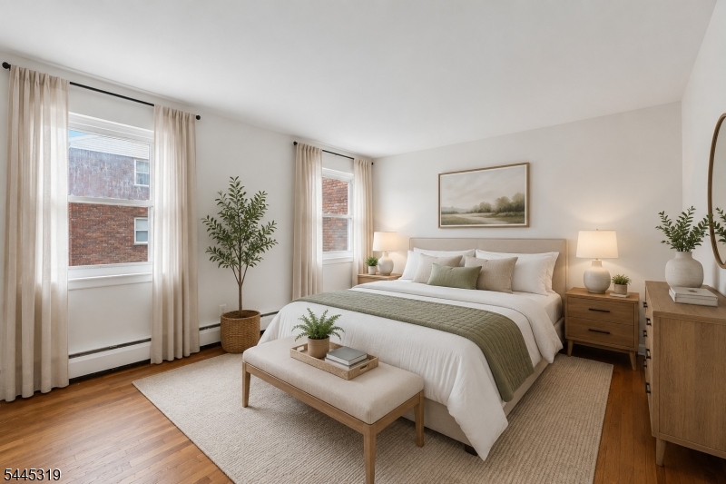 79 Roseland Ave 73