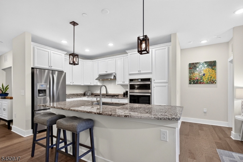 1 Vanderbilt Blvd 303
