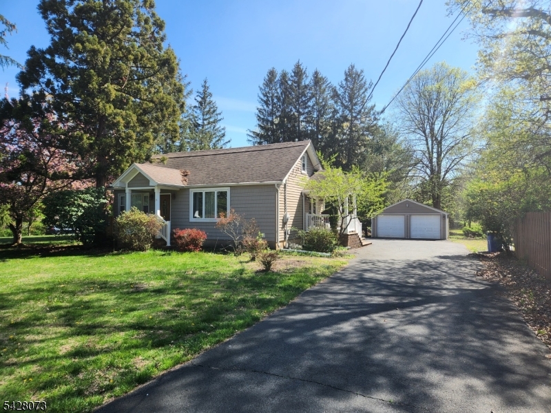34 Como Dr, Franklin Twp., NJ 08873 Listing Photo  0
