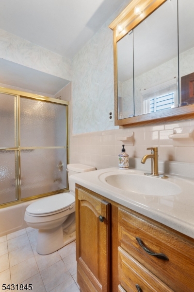 Full Bath
